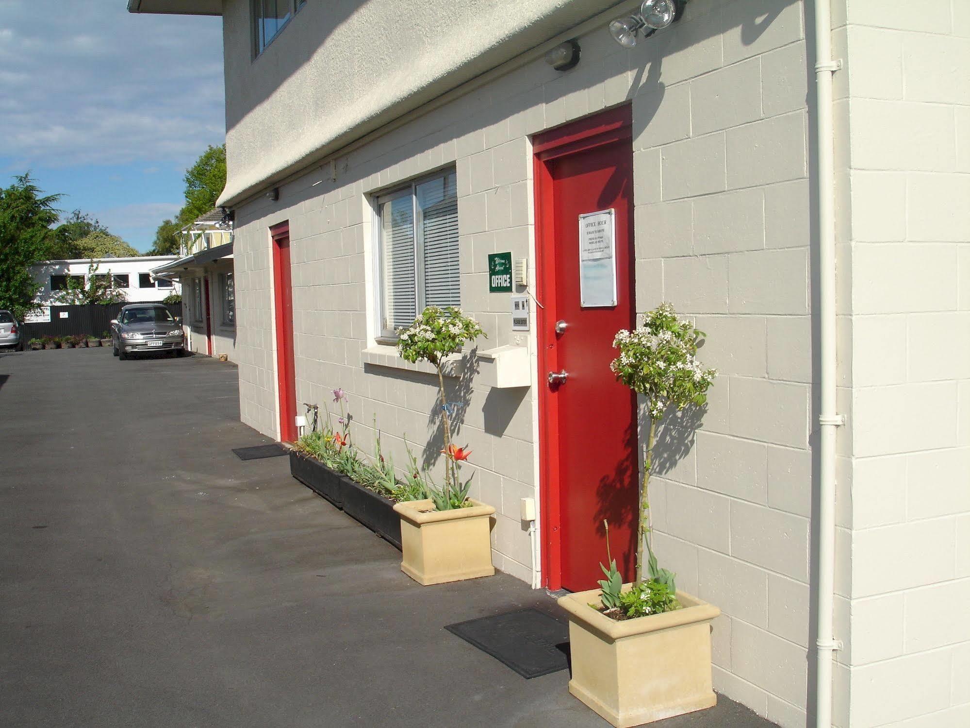 Achilles Motel Christchurch Exterior photo